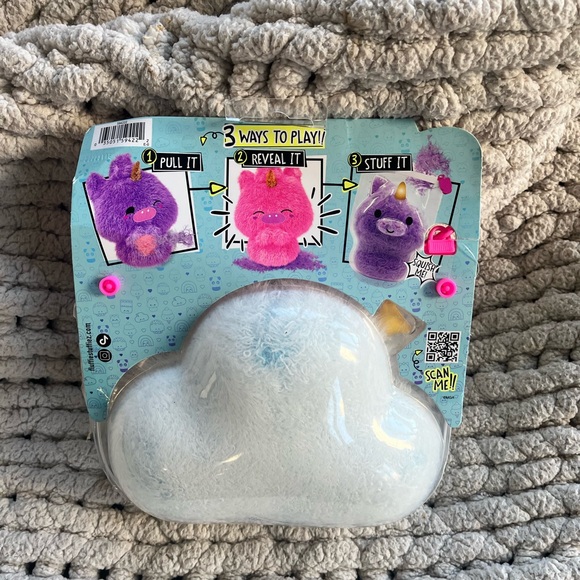 Fluffy stuffier -cloud - Picture 2 of 2